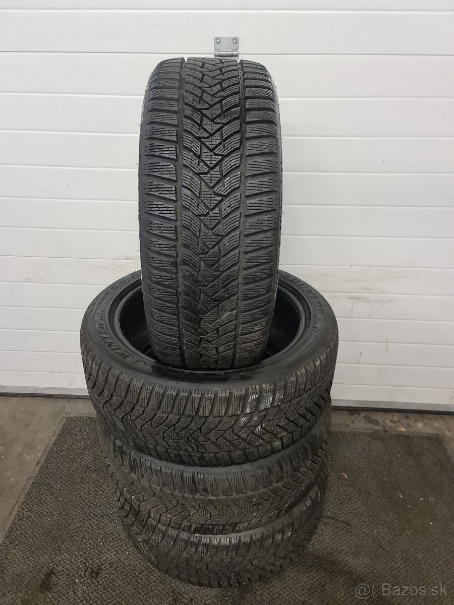 ZIMNE PNEU 235/45 R18 DUNLOP