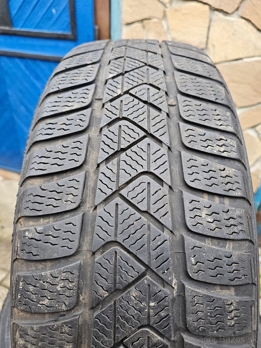 Zimna sada 205/60 R16