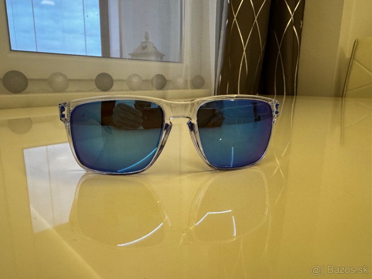 slnečné okuliare Oakley holbrook prizm polarized