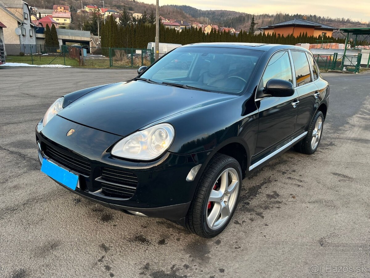 Porsche Cayenne S  4.5 V8 benzin 250kW