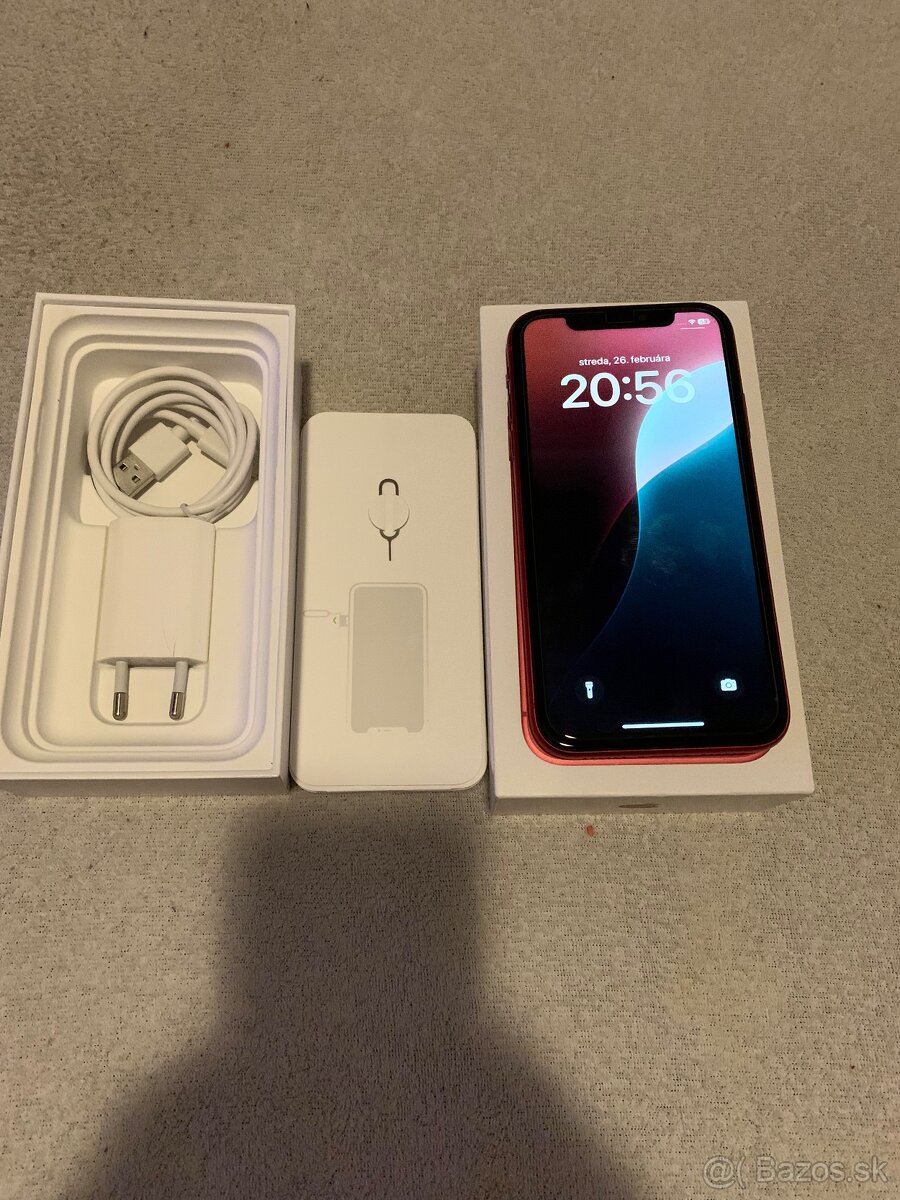 Predám iPhone 11 64gb.z novov batériou