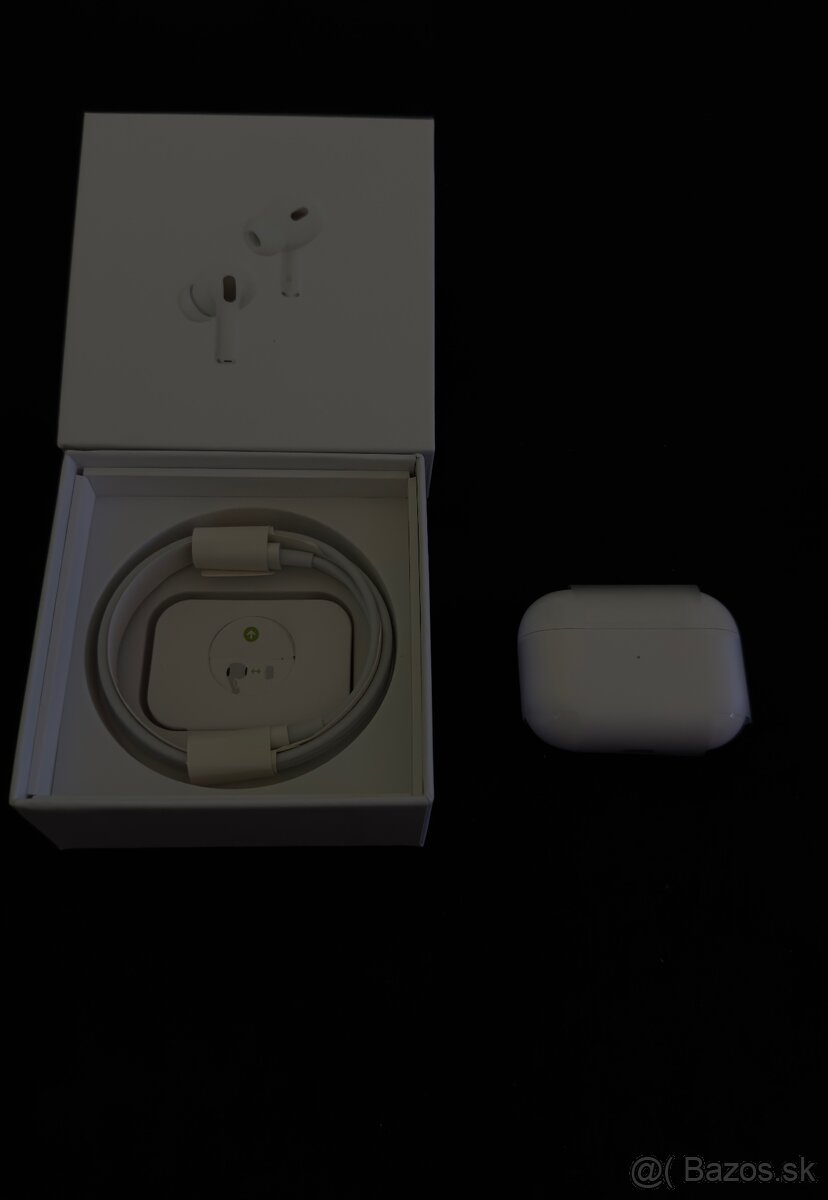 AirPods Pro 2nd gen ( magsafe )