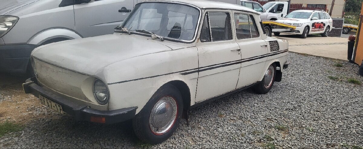 Skoda 100L