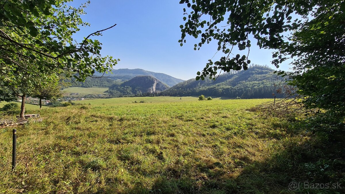 Pozemok v obci Záskalie na predaj