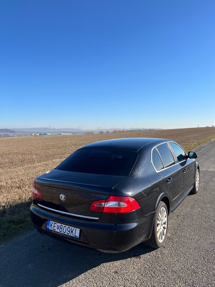 Škoda Superb 2.0 TDI DSG