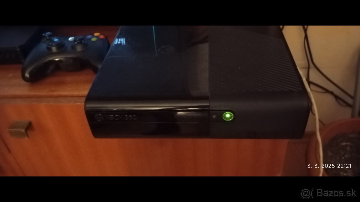 XBOX 360 E