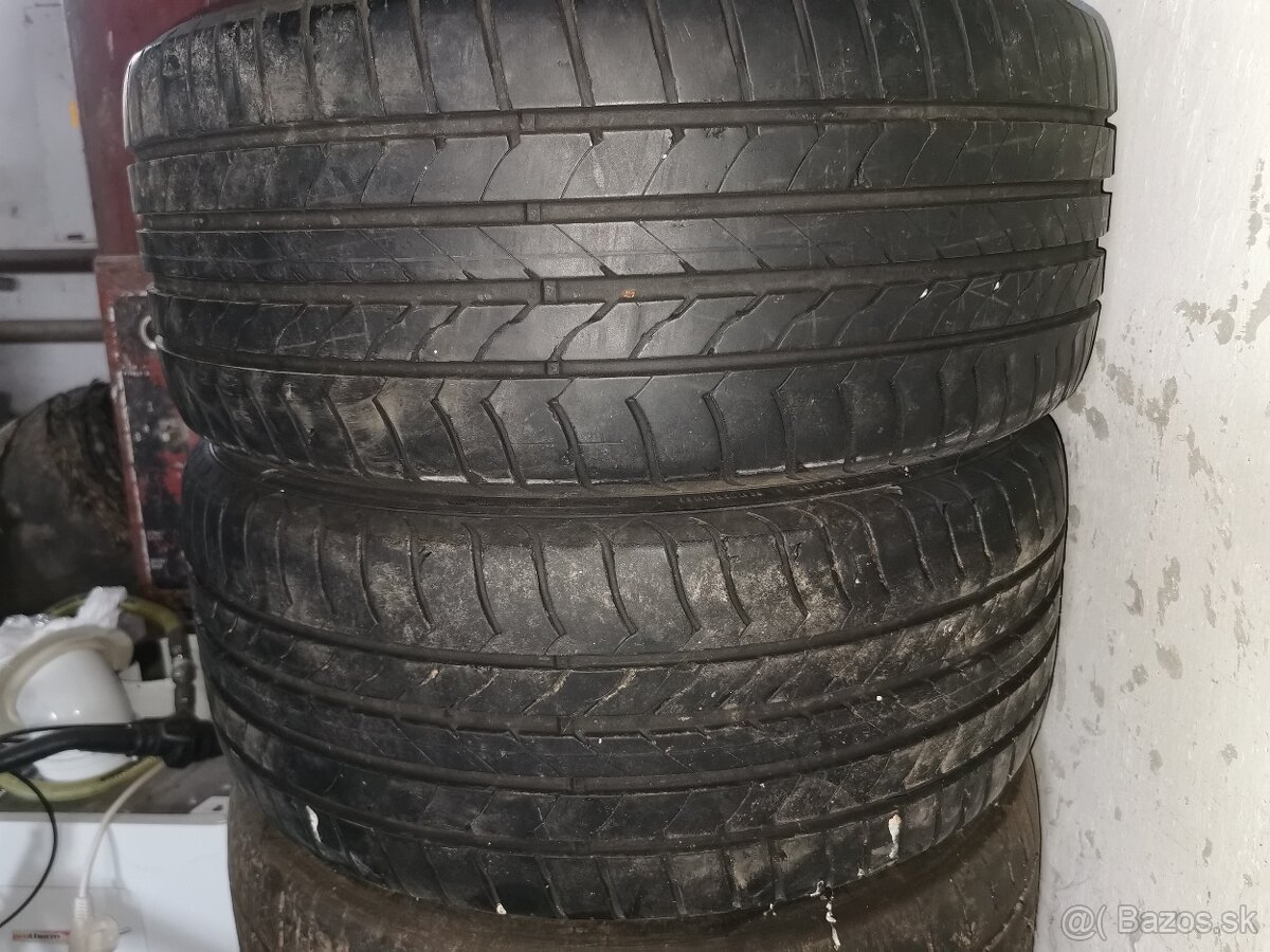 Pneumatiky 245/45r17