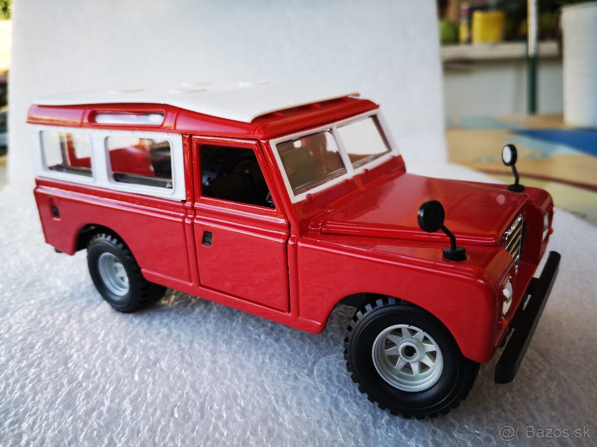 Land Rover , 1:24