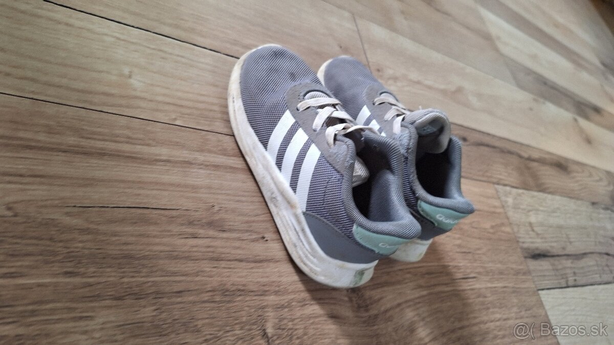 Adidas botasky tenisky 26