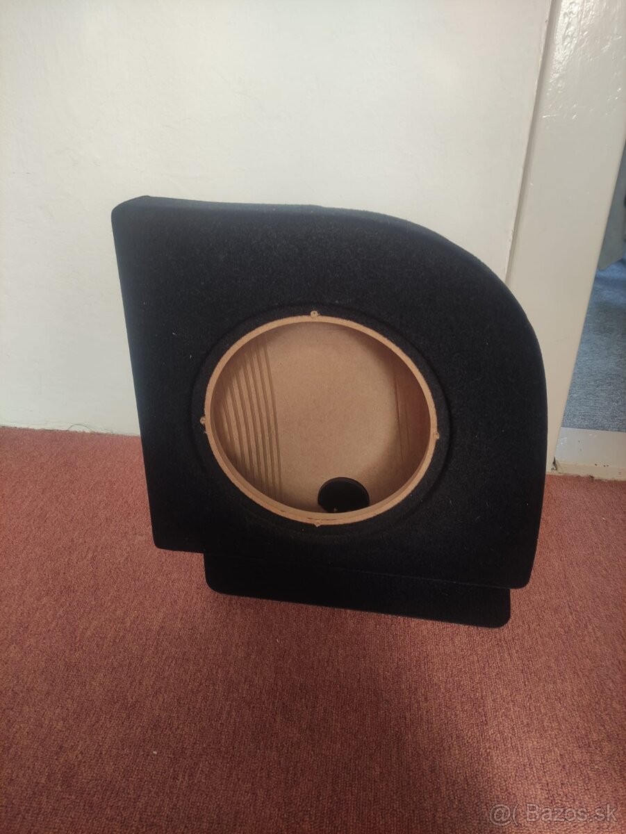 OEM ozvučnica Basser pre 10" subwoofer VW Golf V/ VI Variant