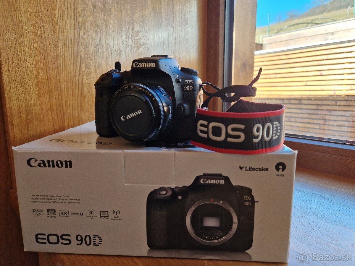 Canon EOS 90D