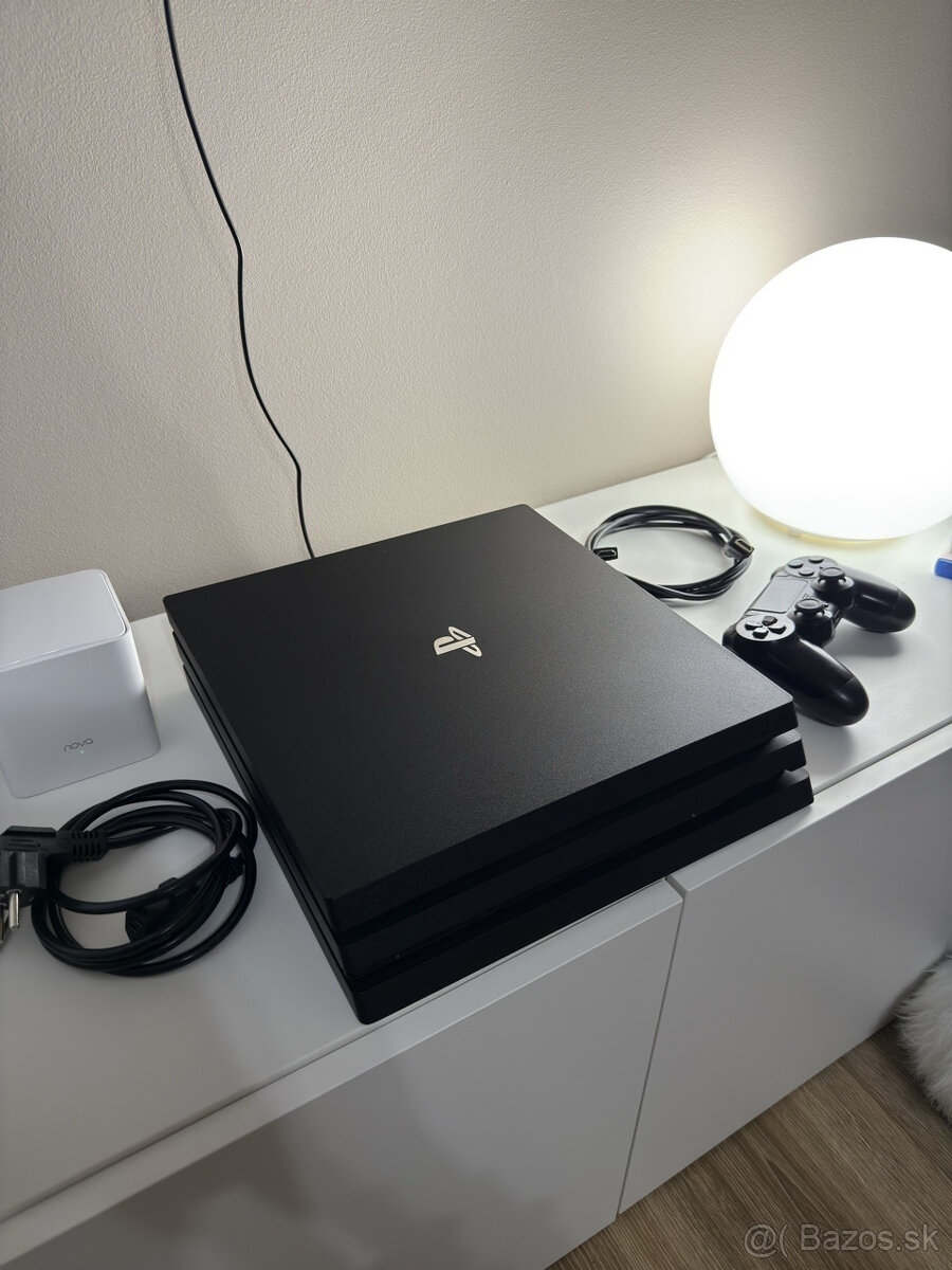 Playstation 4 Pro 1TB