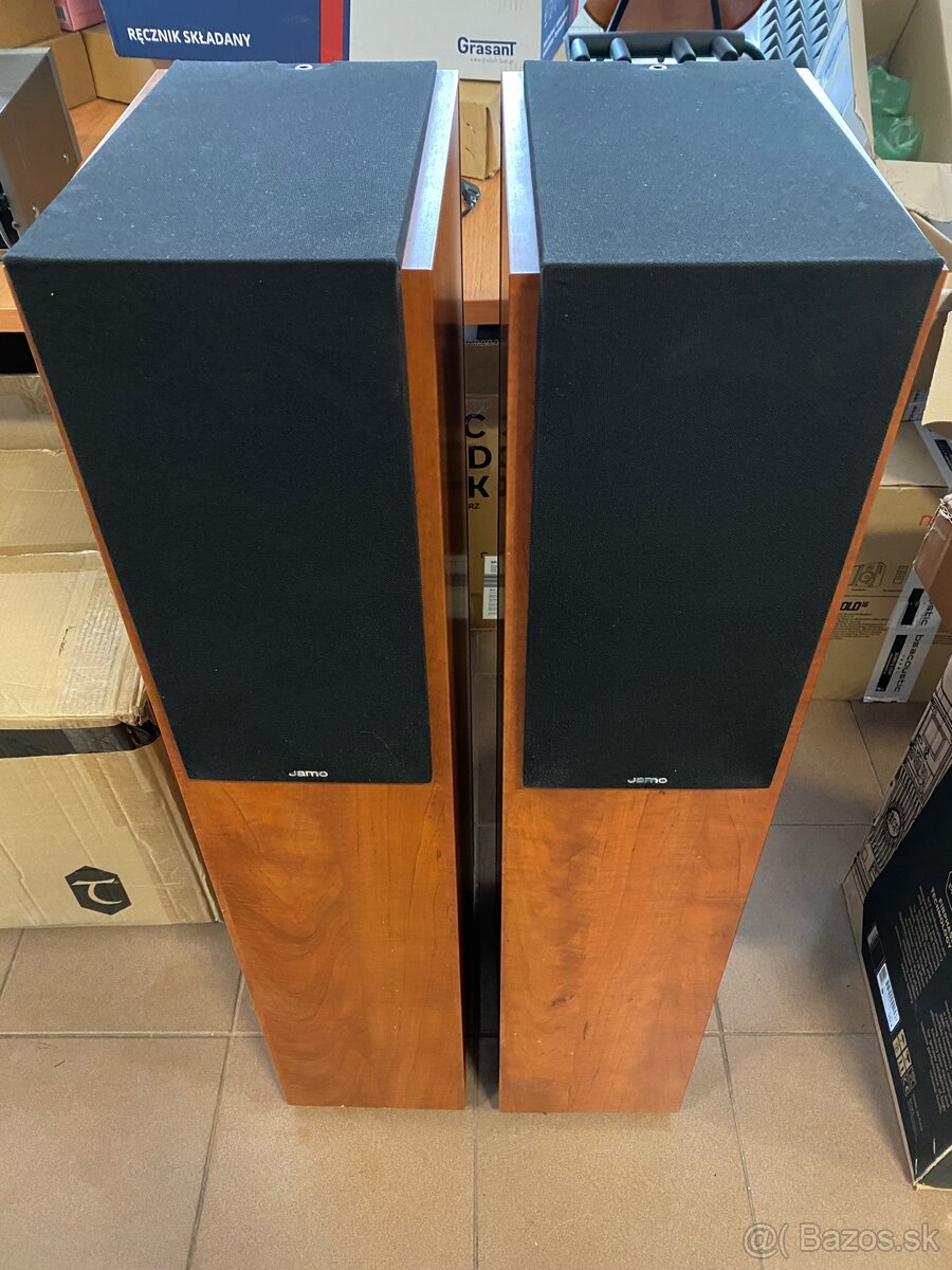 predam hifi fajnove repro JAMO E770