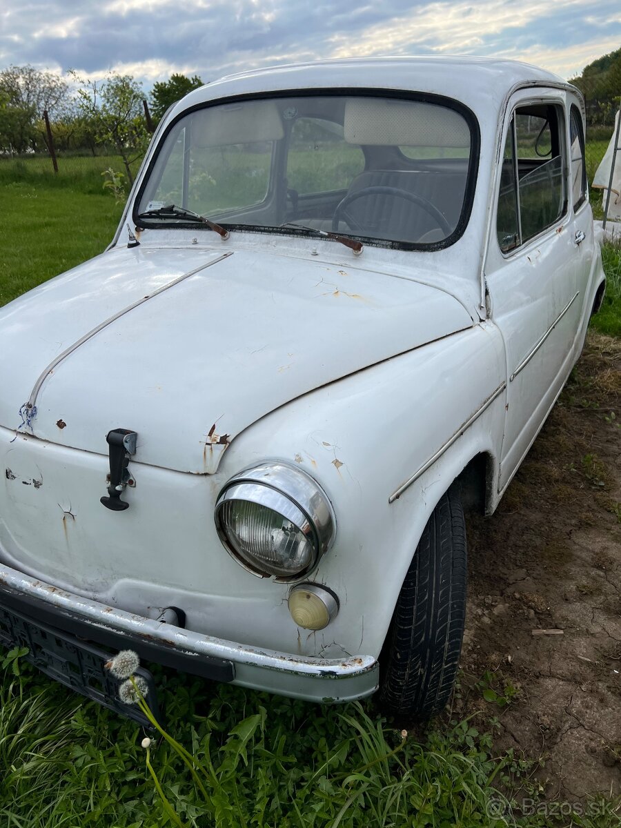 Fiat 600 , zastava 750 L