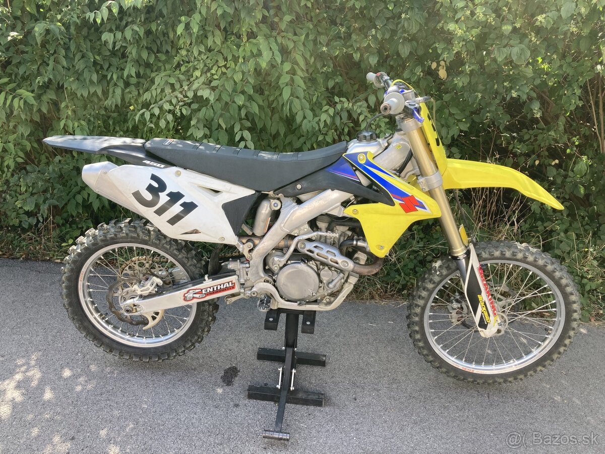 Suzuki RMZ 450 - 2011