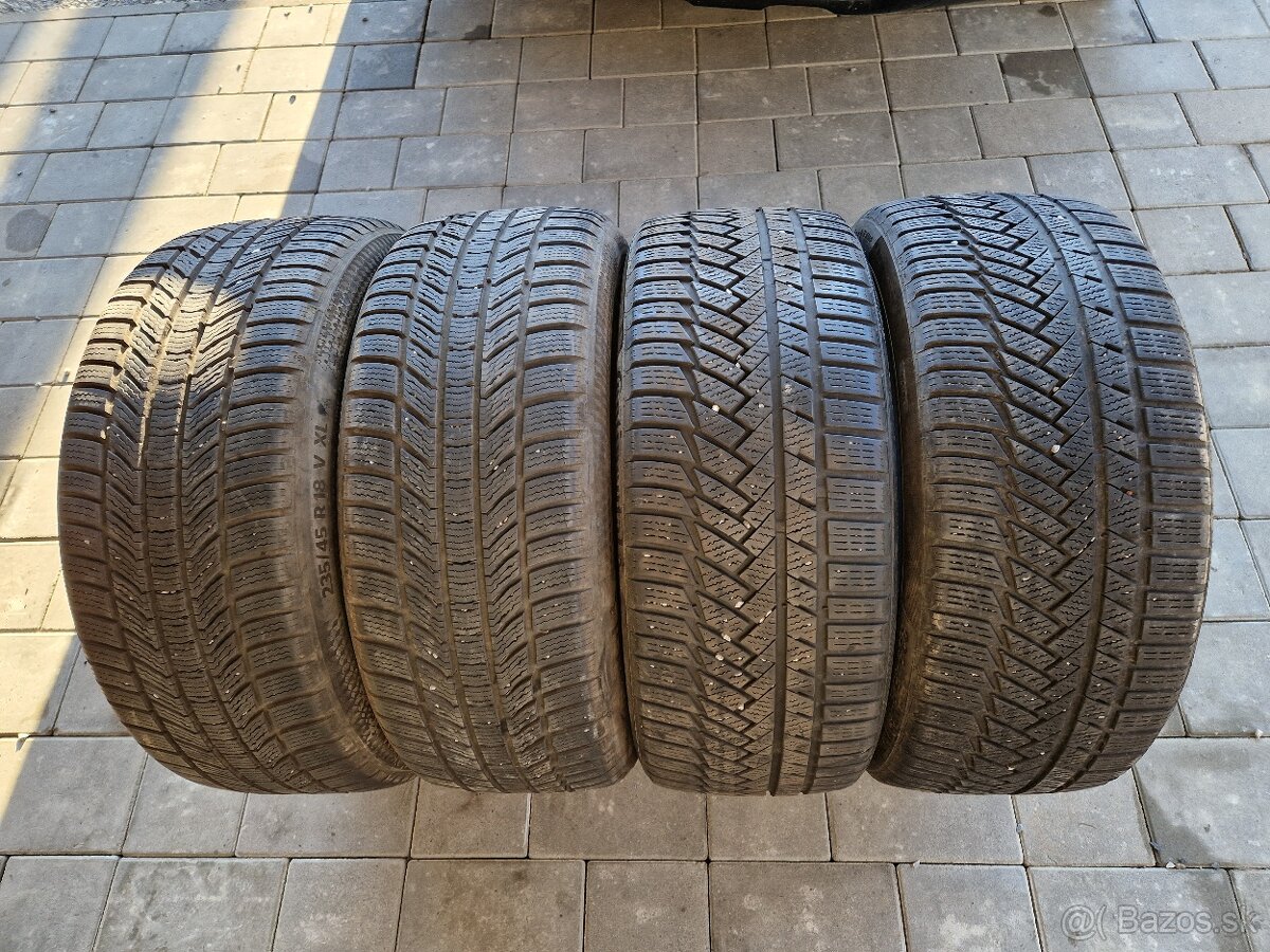 Continentall 235/45 R18