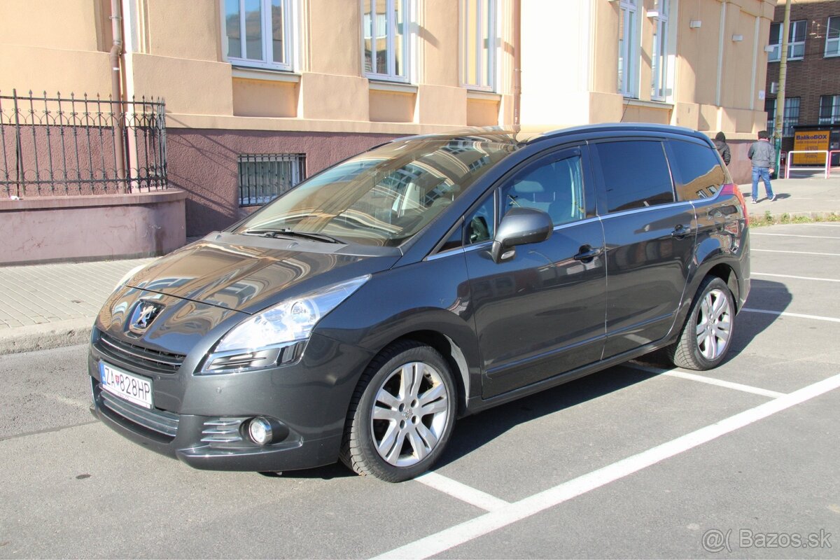 Peugeot 5008 7 miestne Mpv 110kw Manuál