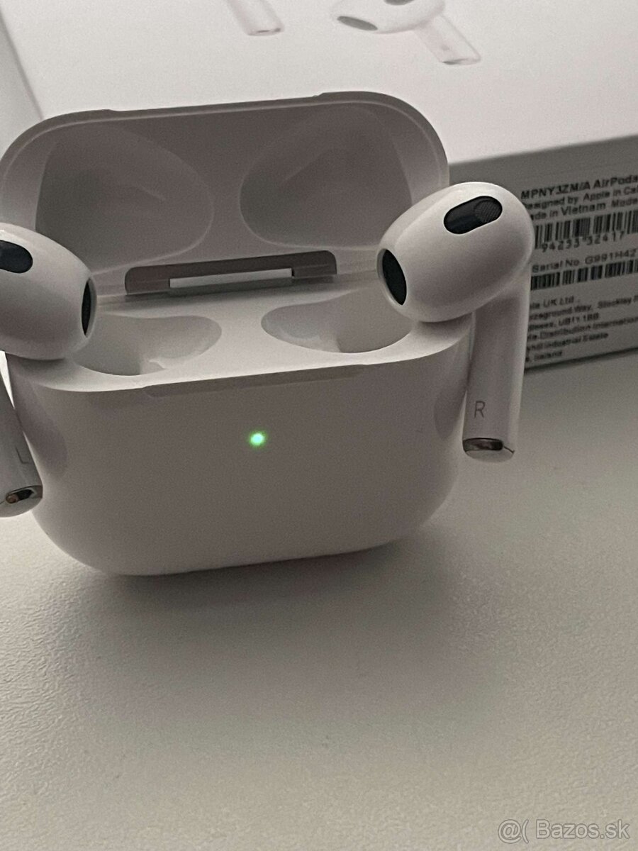 Apple AirPods 3