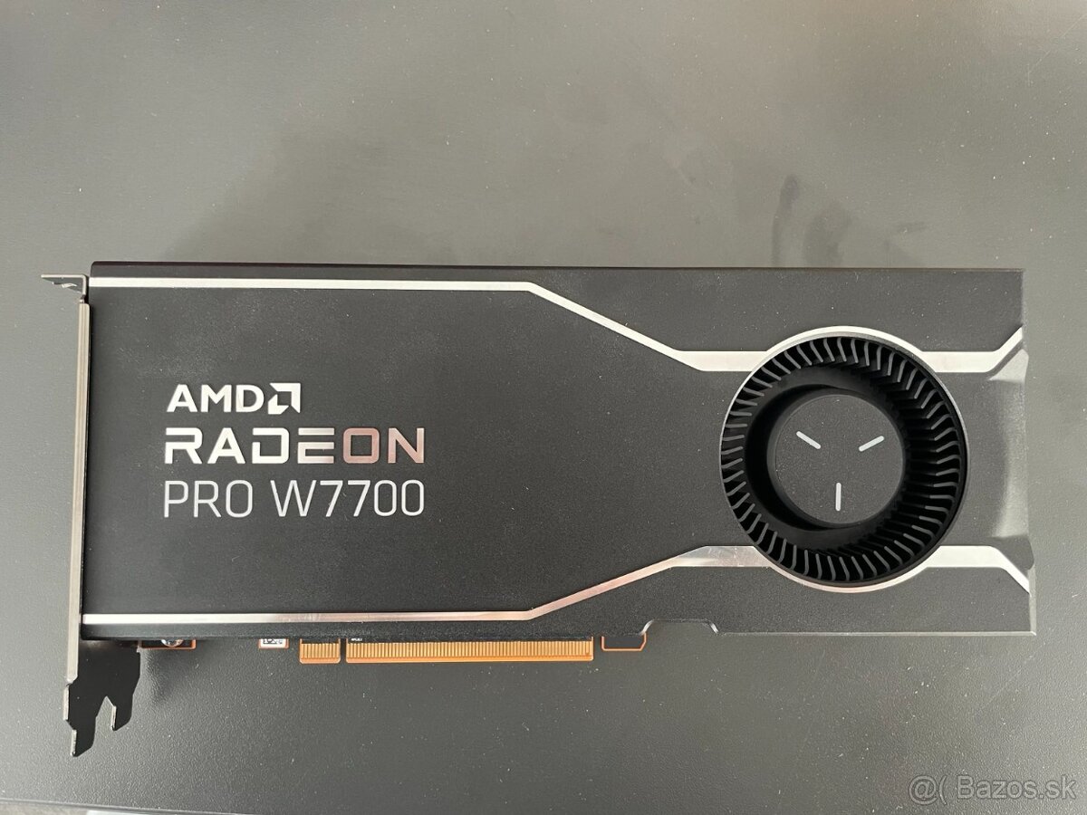 AMD radeon PRO W7700