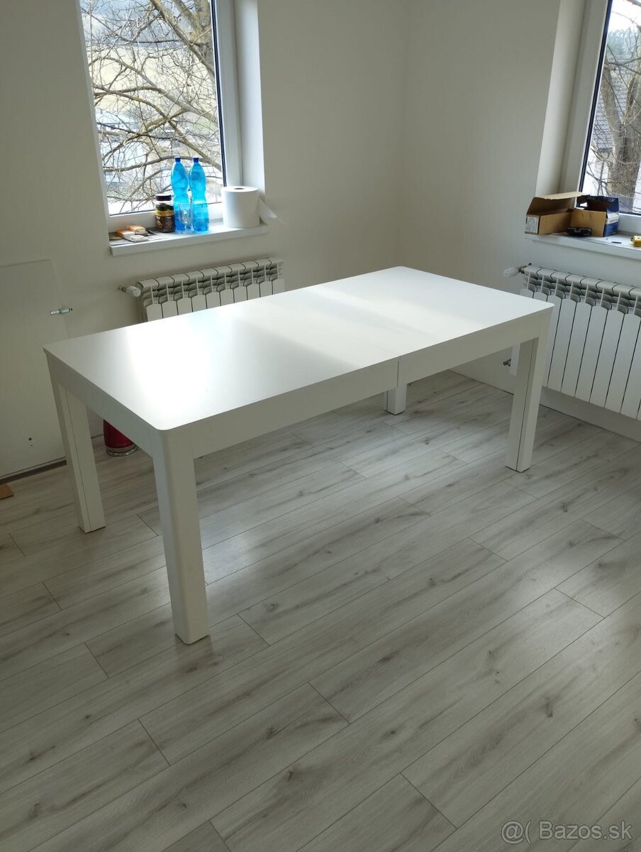 Rozkladací stôl 180x90