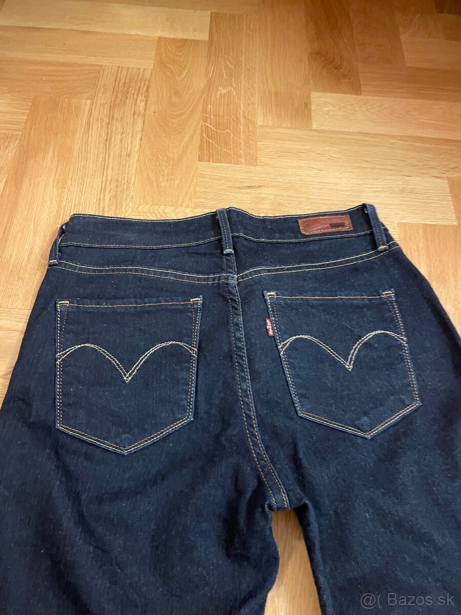 LEVIS