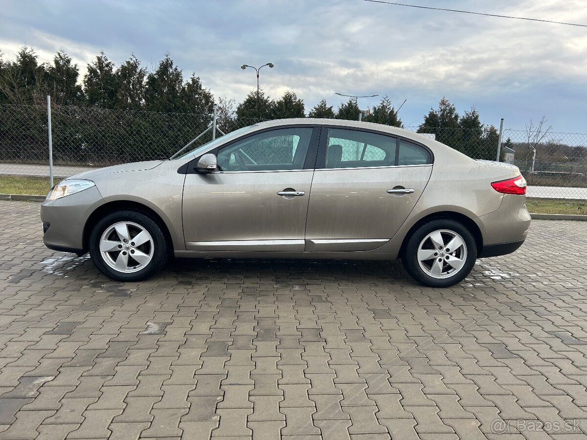 Renault Fluence 1.5dci 78kw - 1. Majiteľ