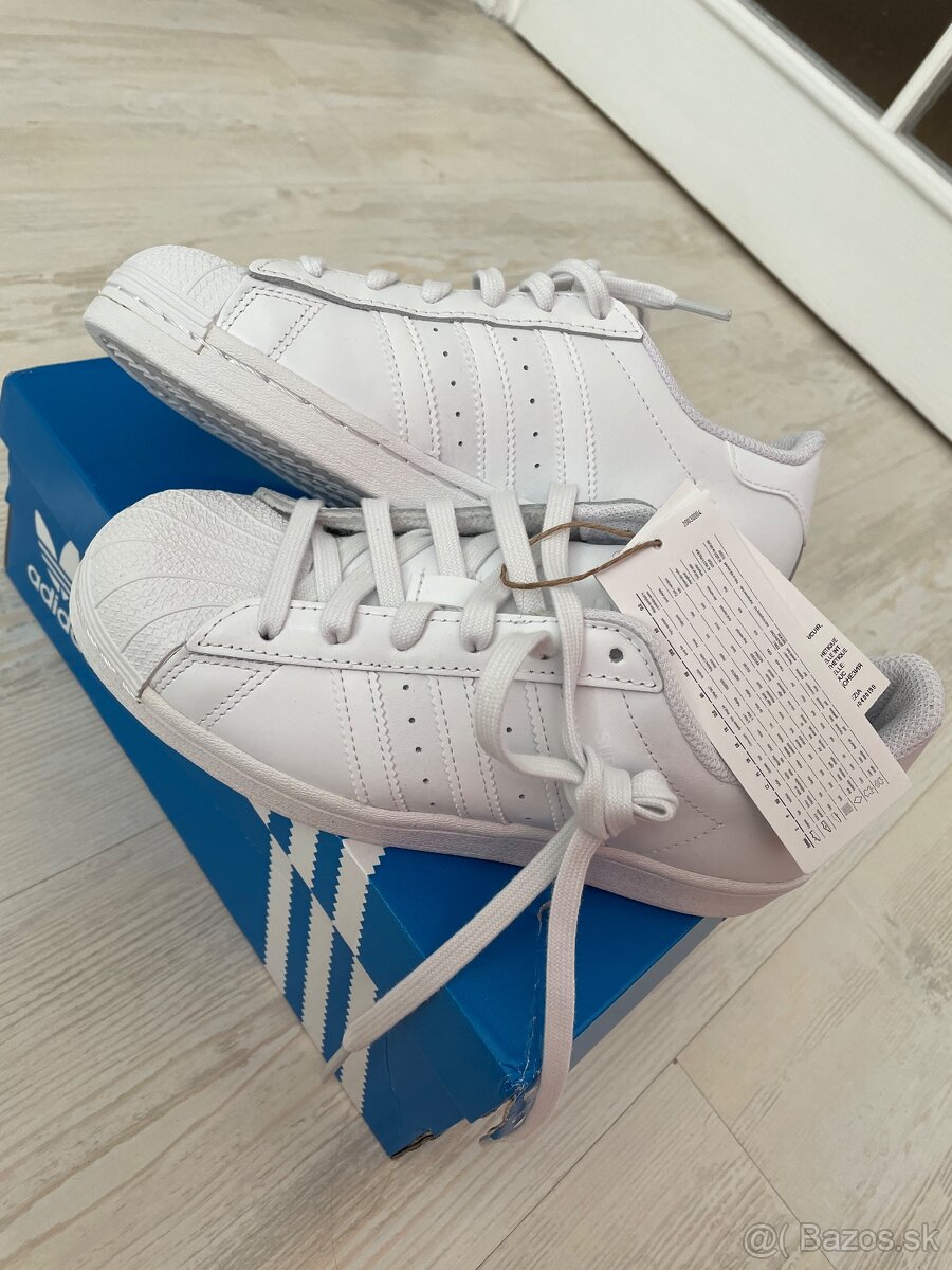 Adidas Superstar