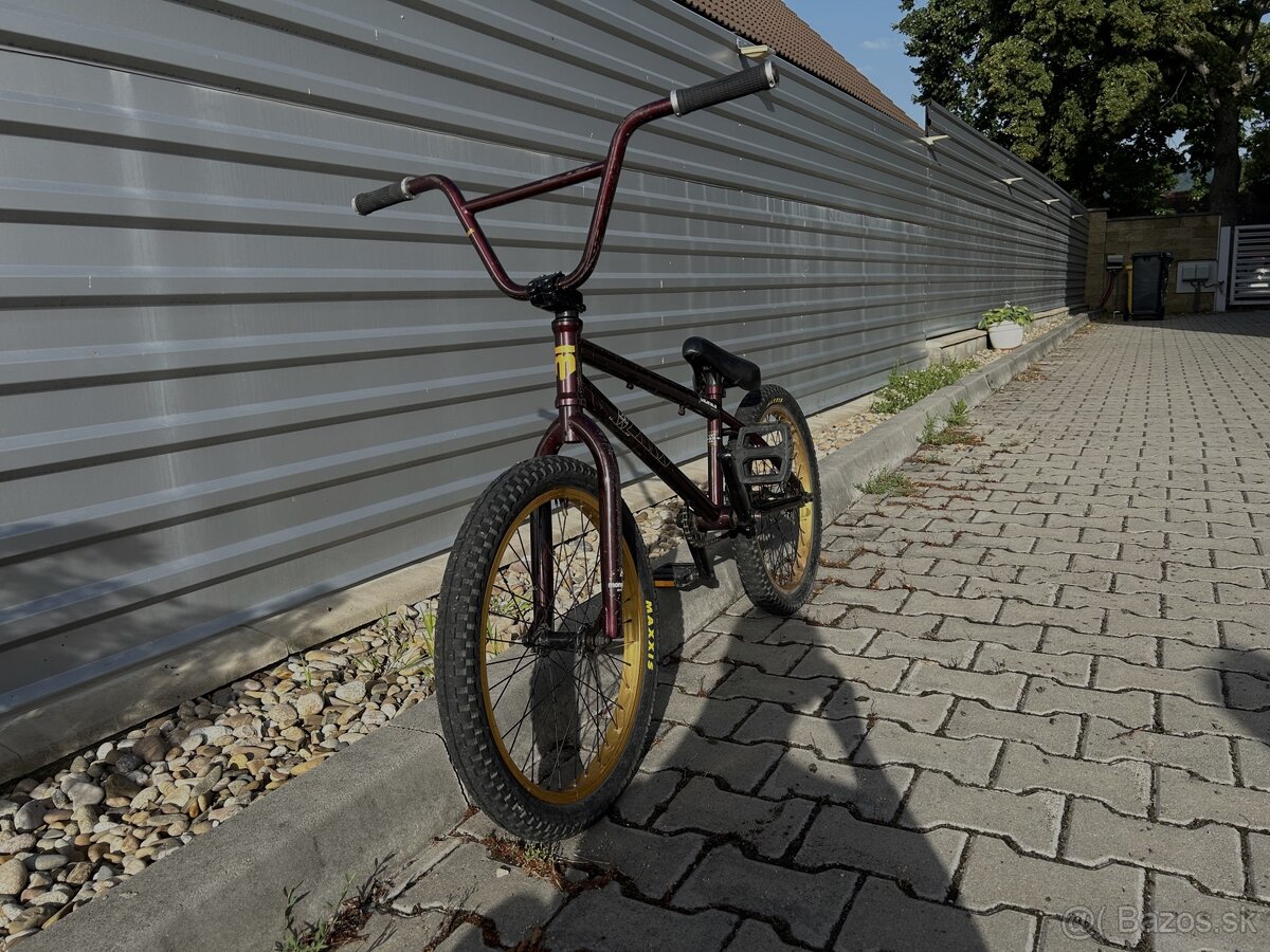 Bmx mongoose