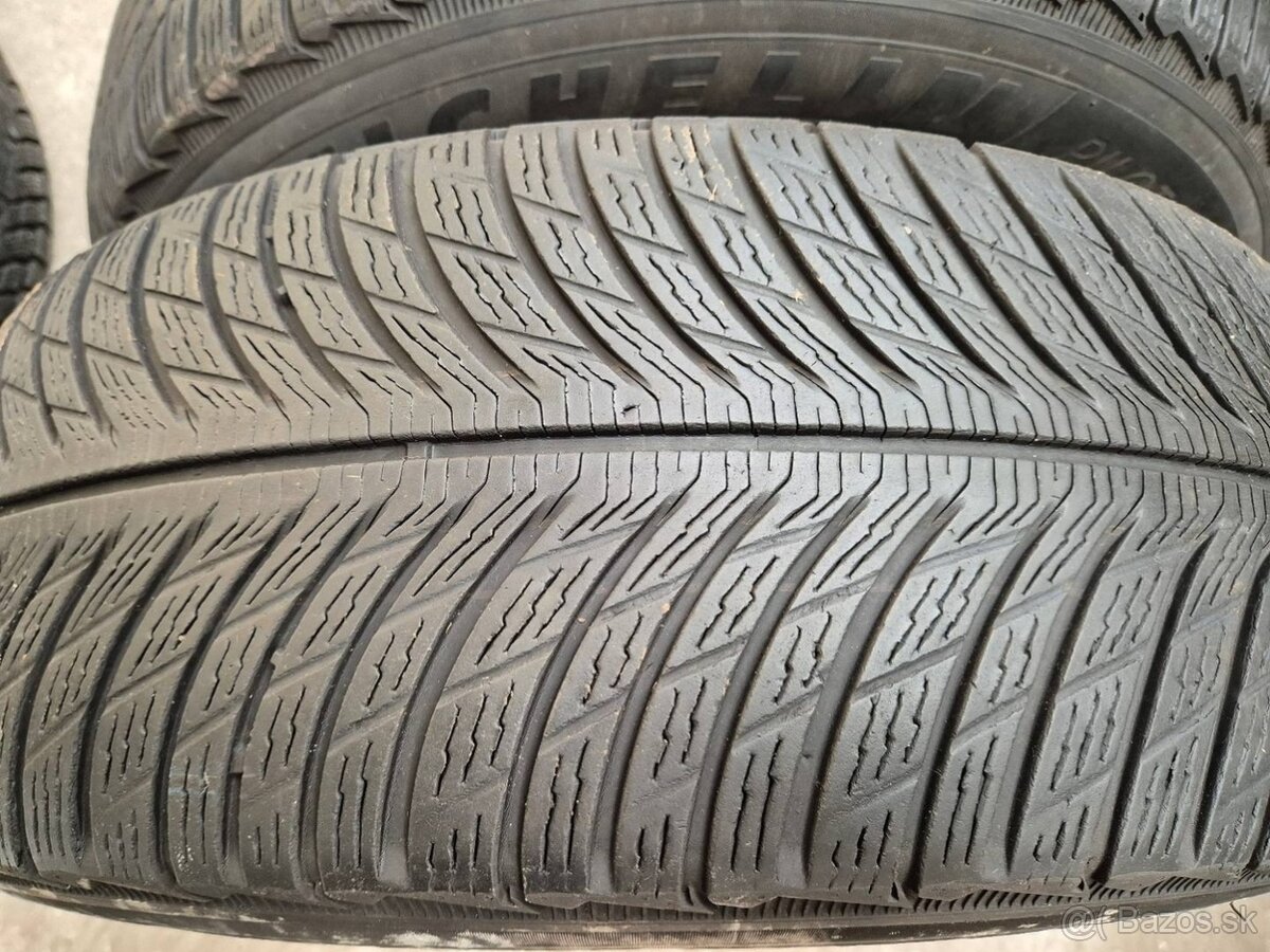 225/60 r17 zimné 4 ks MICHELIN dezén 5,2 - 4,7