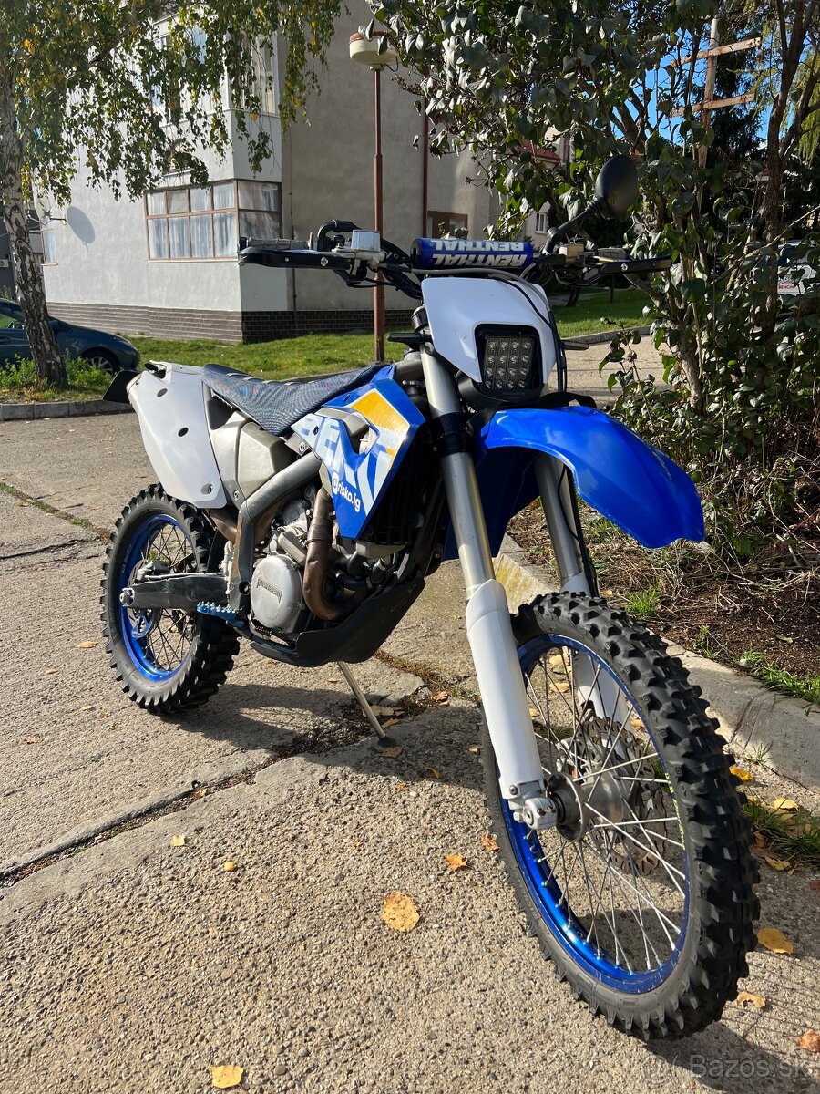 Husaberg  390 FE ročník 2009