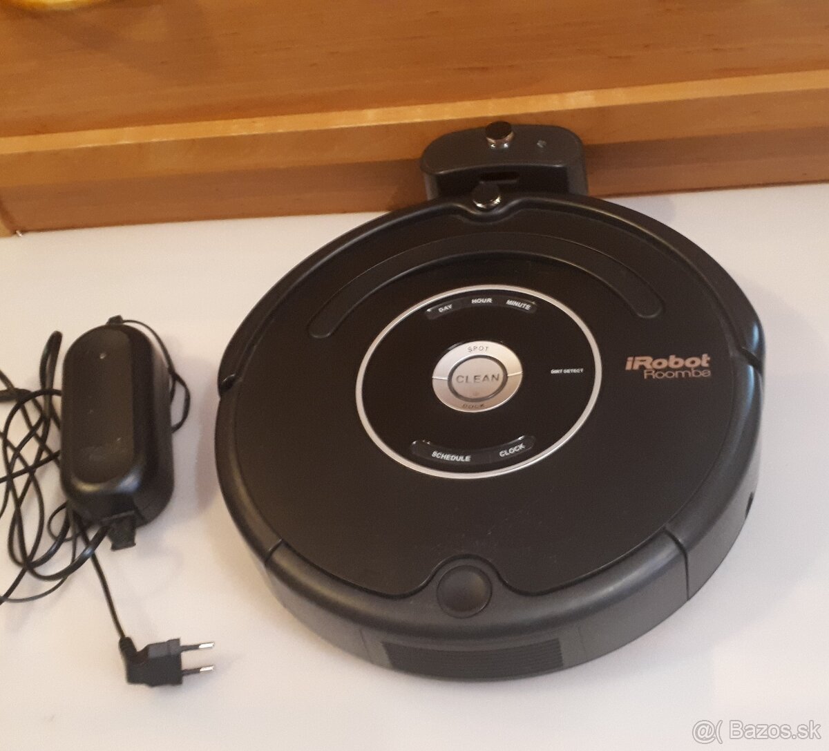 Robotický vysavač iRobot roomba 581