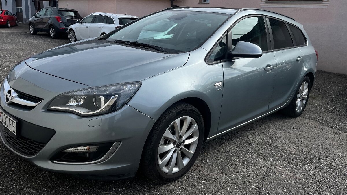 Opel Astra J