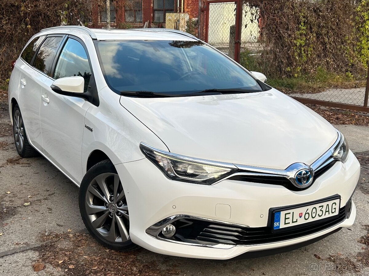 Toyota Auris Touring Sports 1.8 I VVT-i HybridSD Facelift