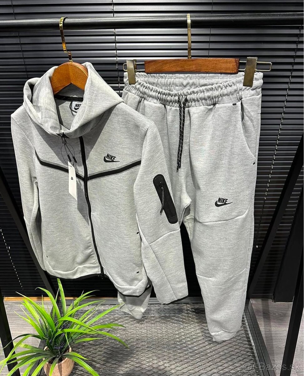 Nik tech fleece grey na predaj