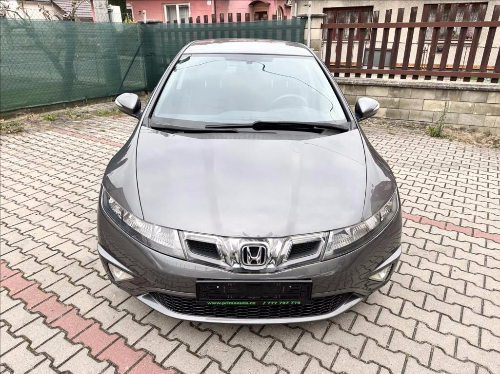 Honda Civic 1.8i 103kW 2010 150478km Comfort