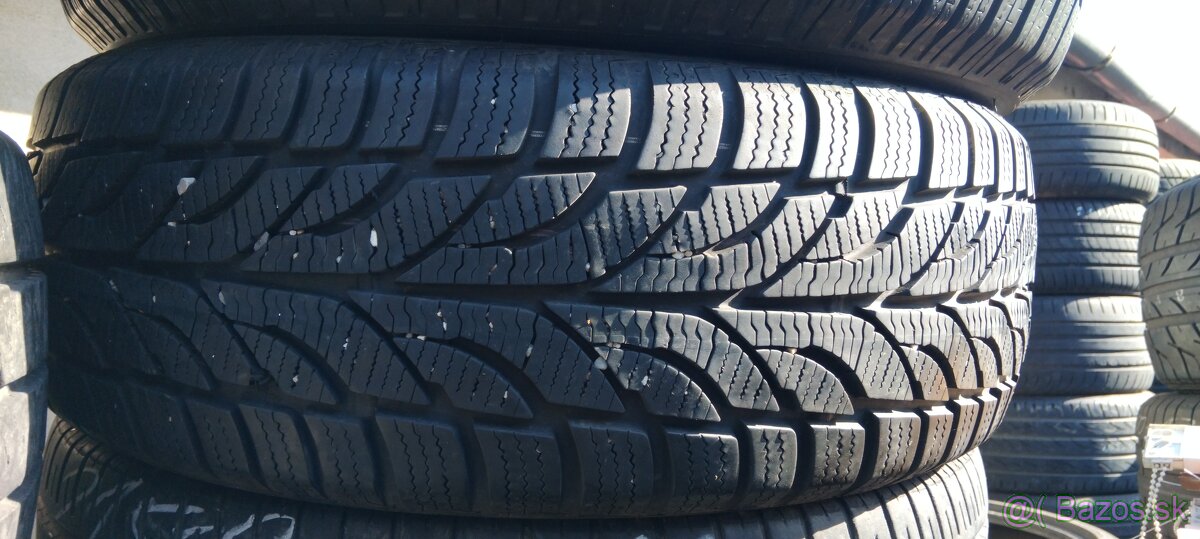 1ks.nova zimna pne.Paxaro Winter/205/60r16