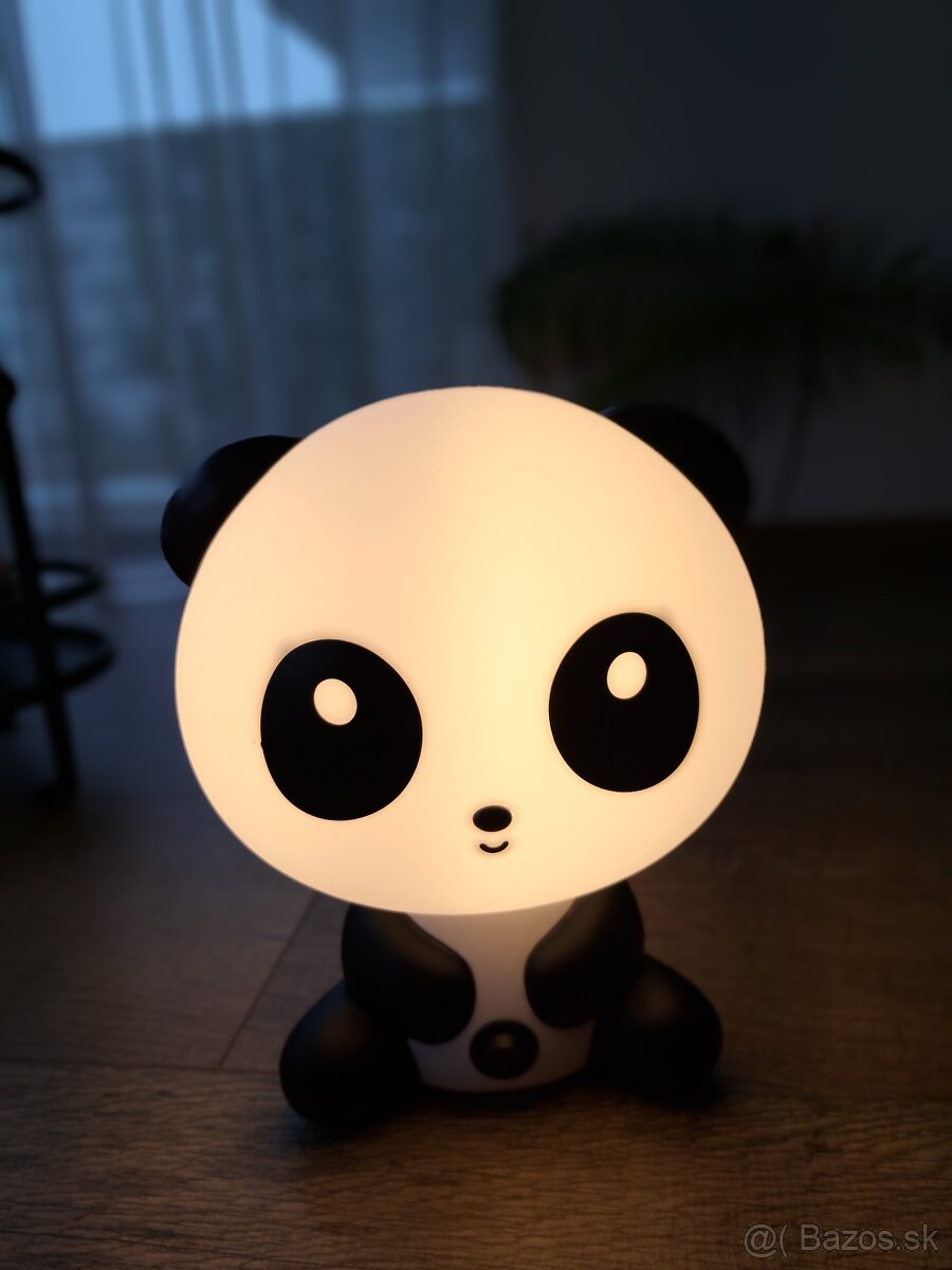 Stolova lampa panda