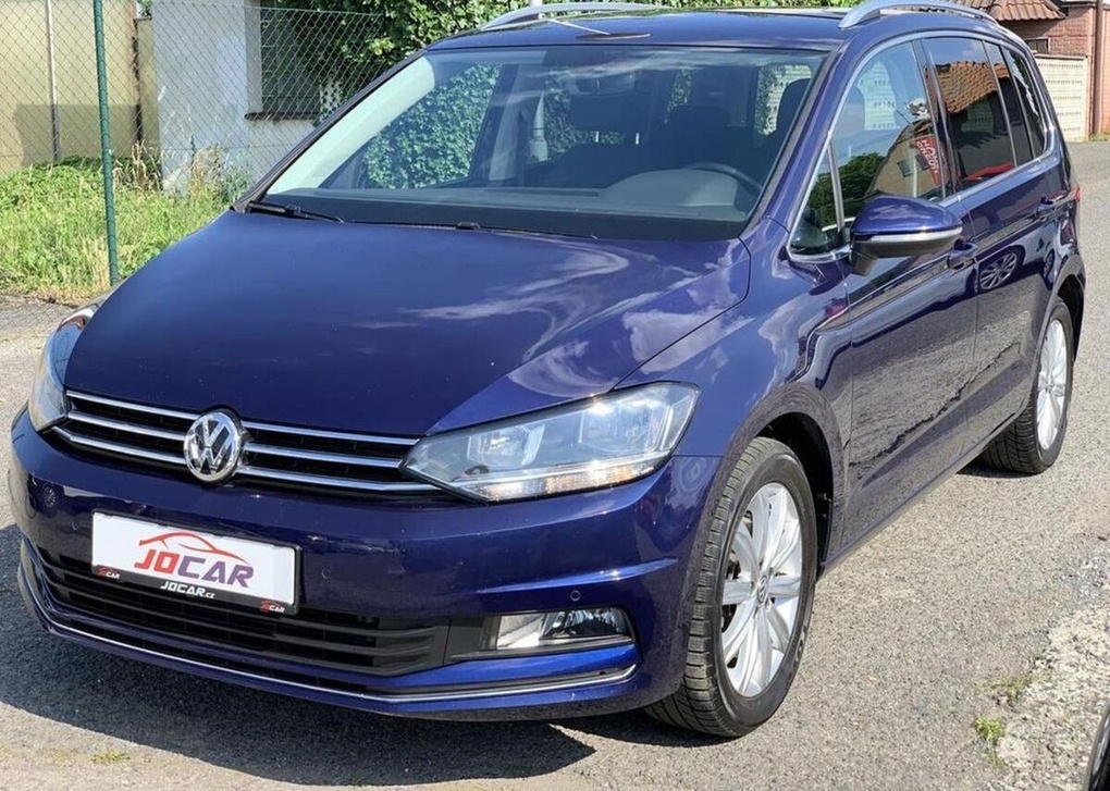 Volkswagen Touran 2.0TDi 110kw HIGHLINE 7 MÍST nafta manuál