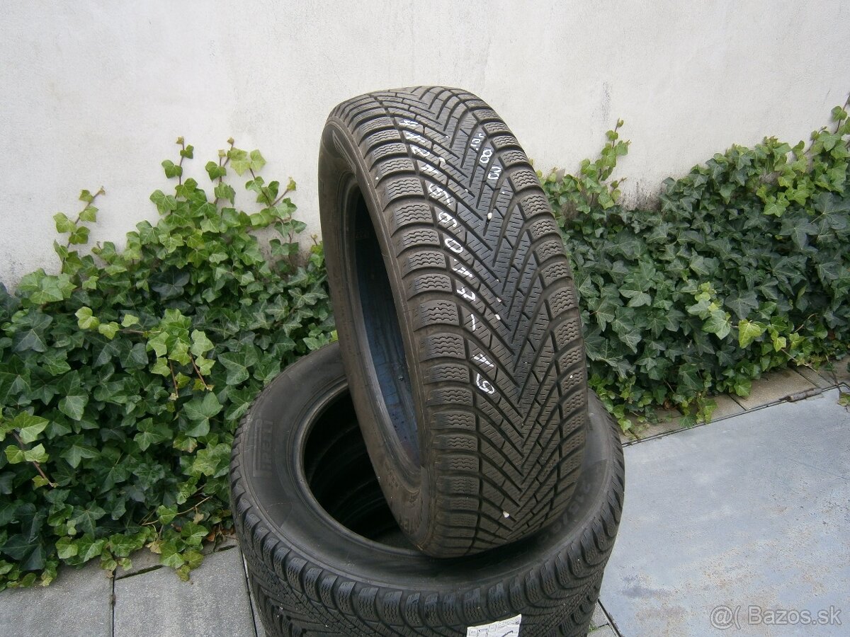 Predám 4x zimné pneu Pirelli 215/60 R17 96T