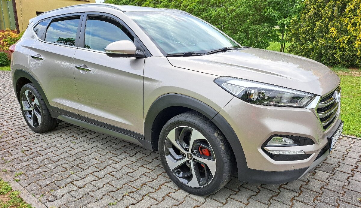 Hyundai Tucson, Navigace, kůže, kamera, Alu 19",po servisu