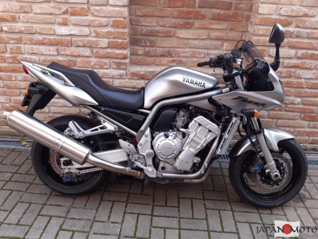 Yamaha FZS 1000