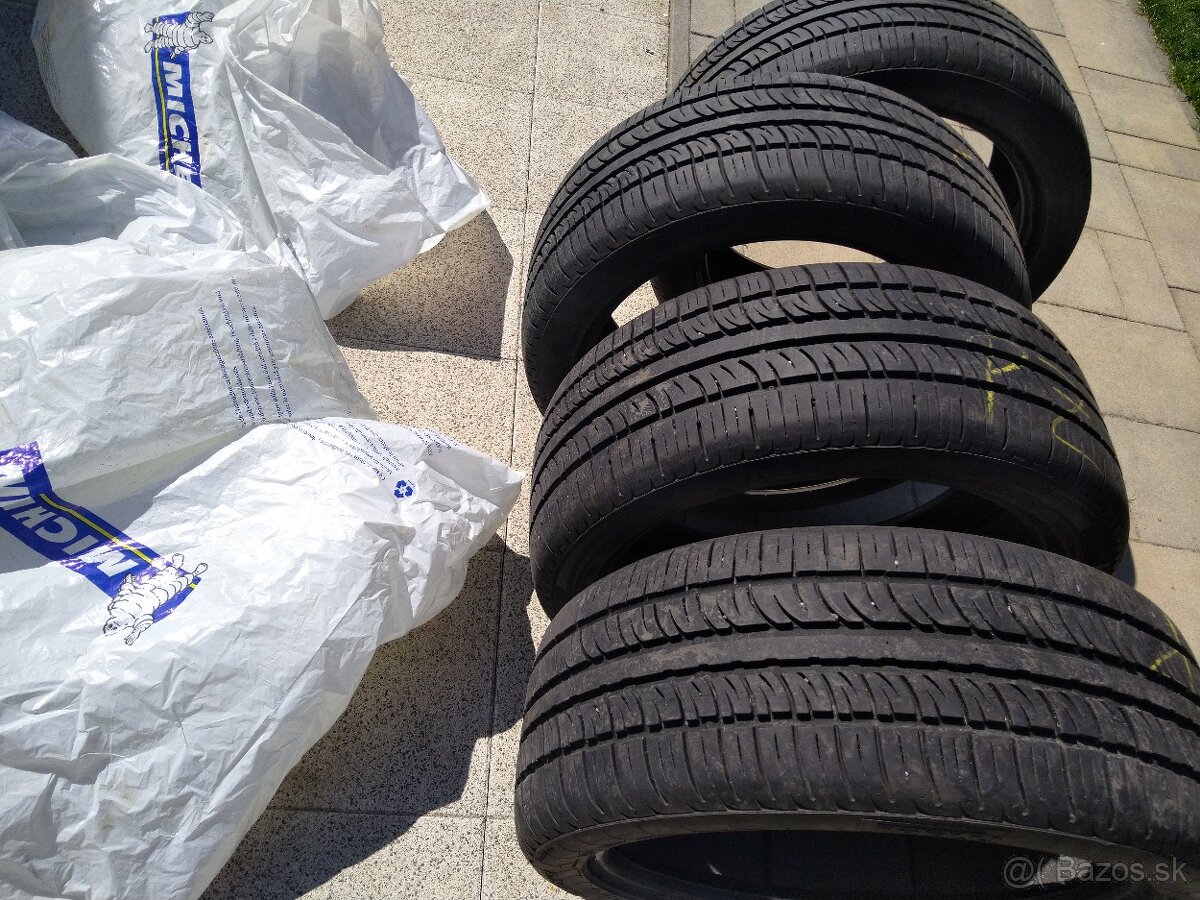 Pneumatiky Pirelli Scorpion 235/45 r19