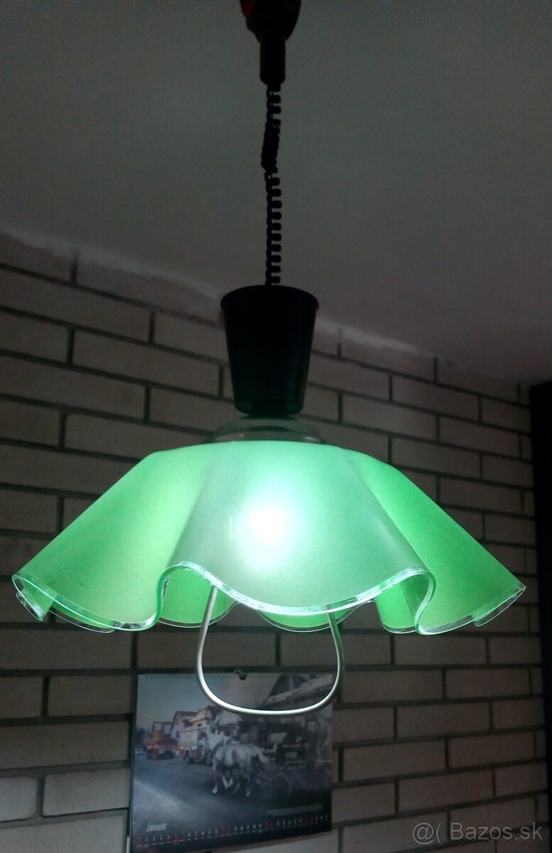 Retro nastaviteľná lampa