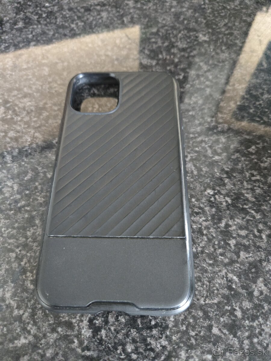 Iphone 11 PRO Spigen kryt