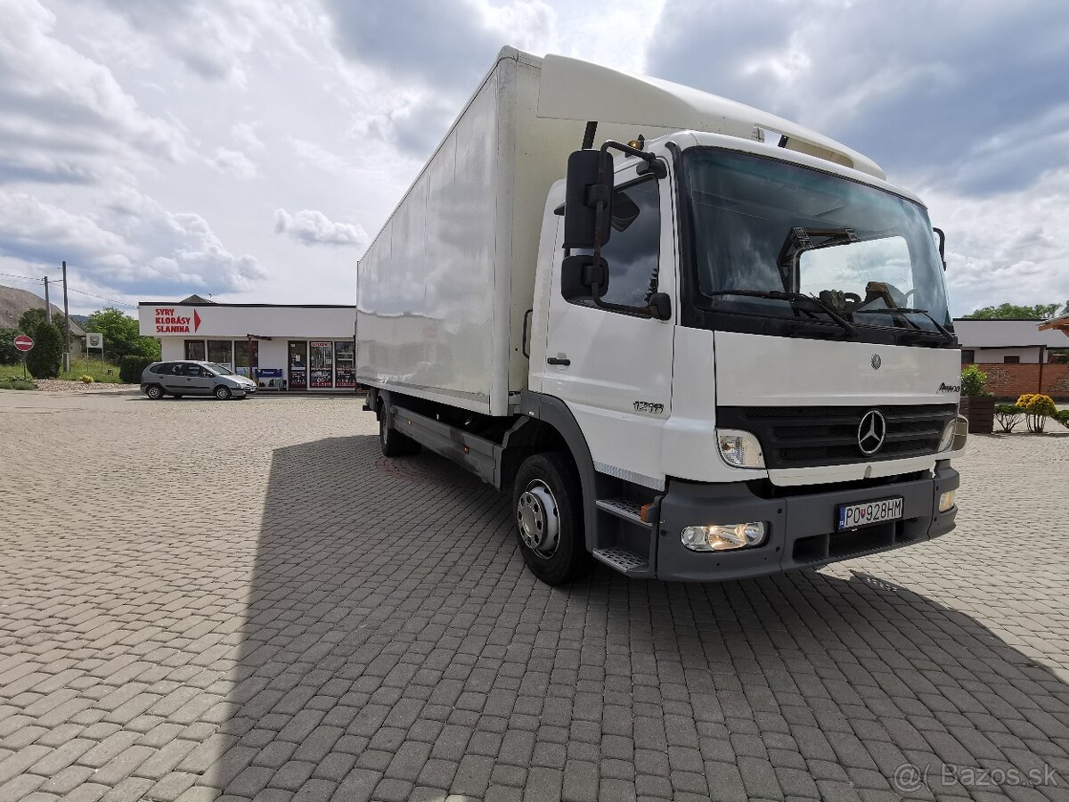 Mercedes atego