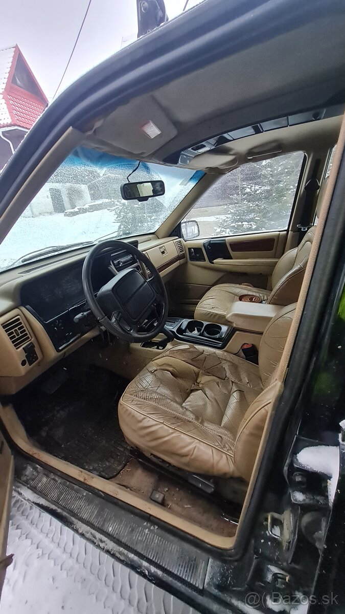 Rozpredám interier jeep grand cherokee zj