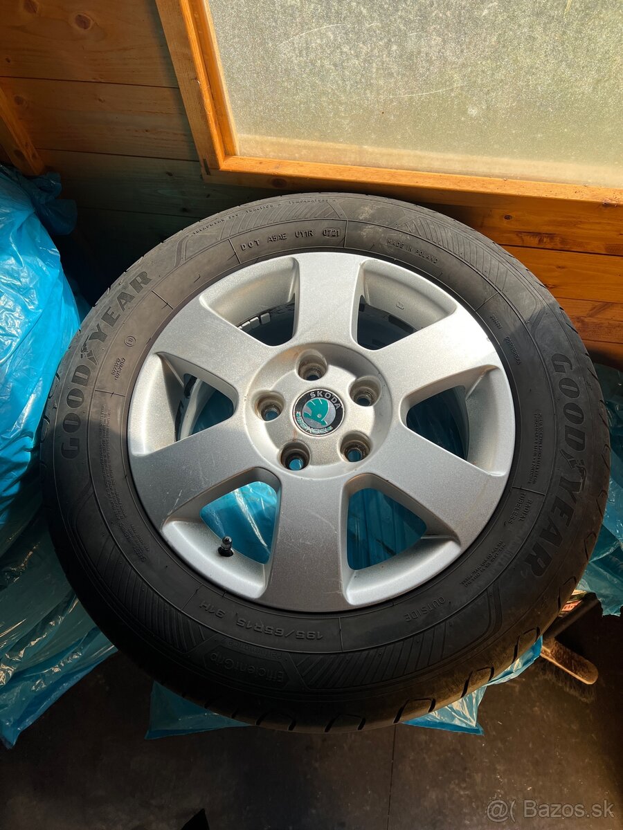 Originál disky Skoda r15 5x112 + letné Goodyear 195/65R15