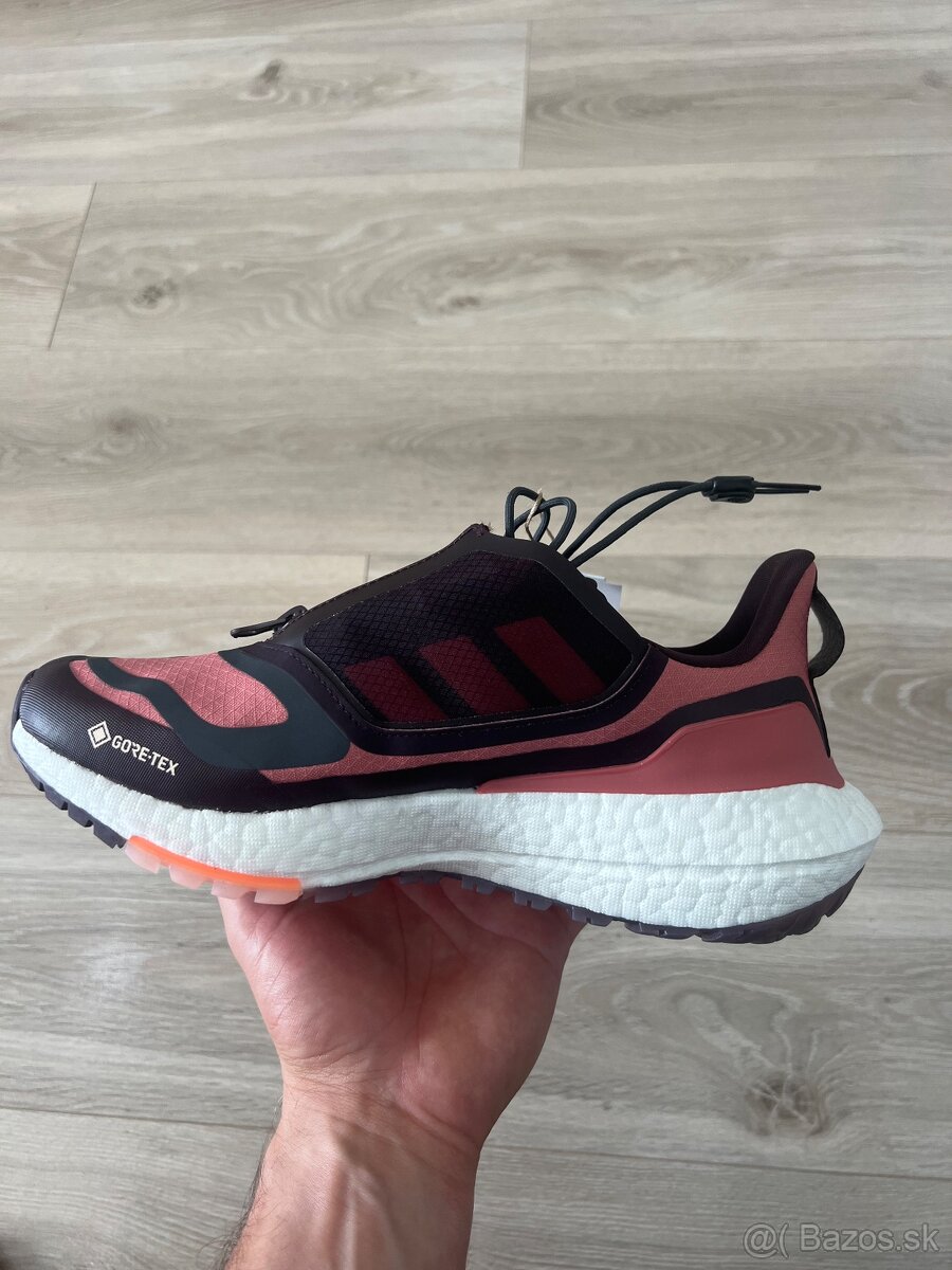 Damska bezecka obuv Adidas ULTRABOOST 22 GTX W