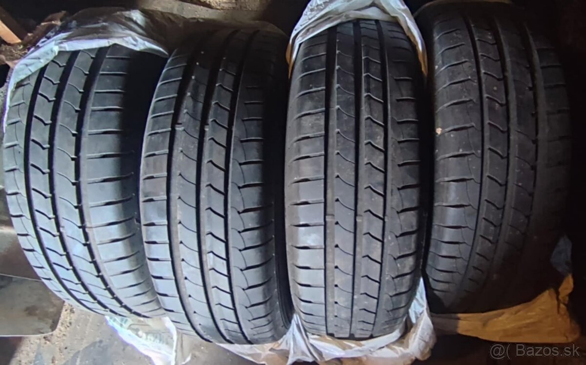 predam 4x letne pneu r16 goodyear