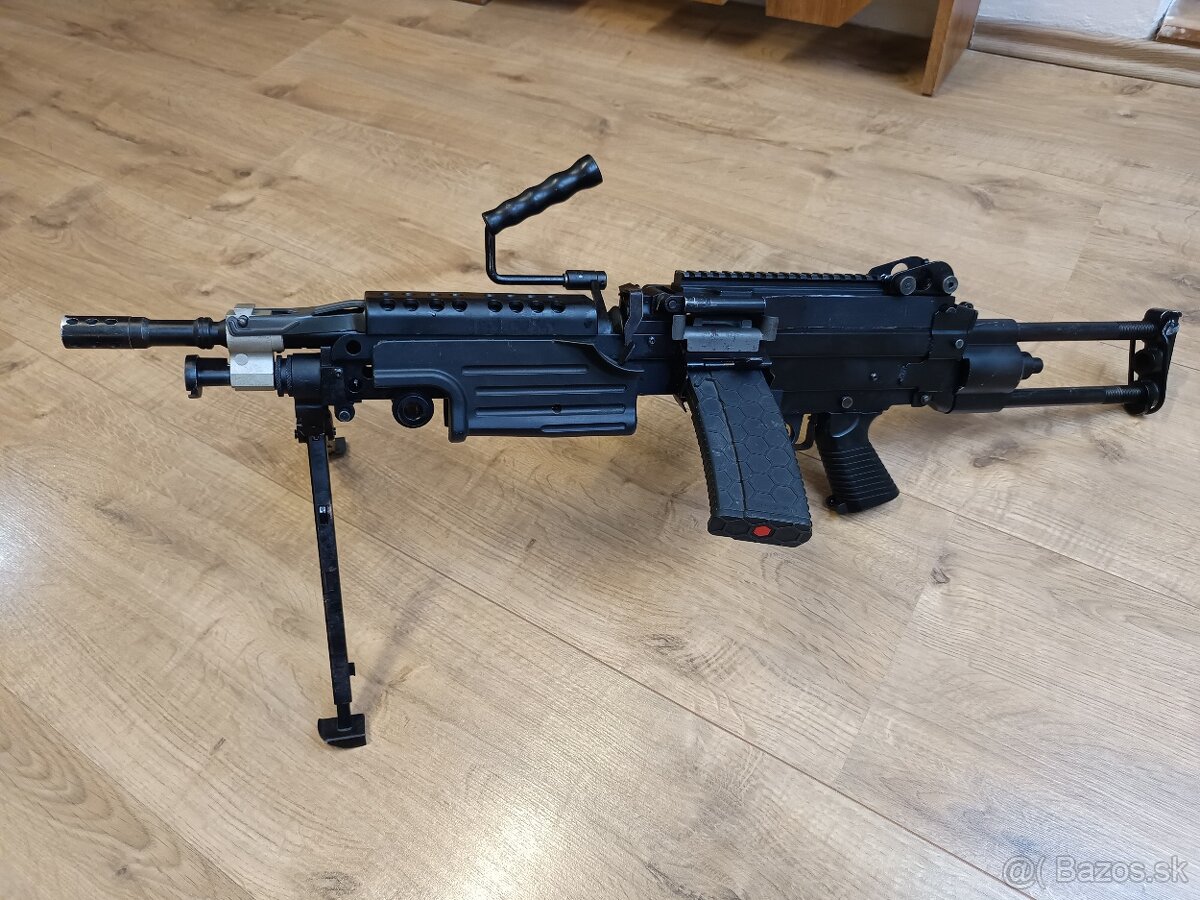 Kulomet M249 PARA - celokov A&K